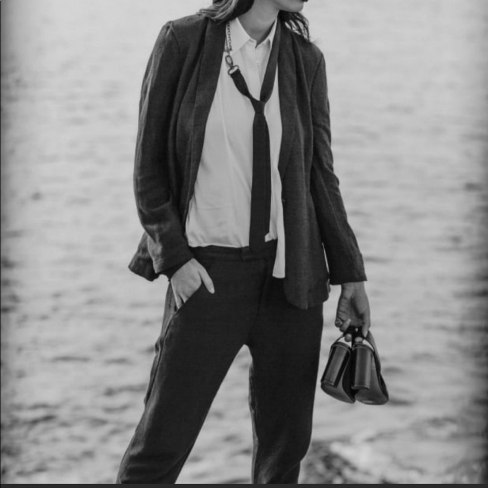 Art of the gentlewomen suit